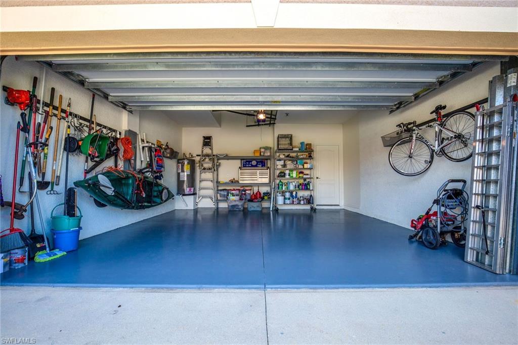 PROMENADE WEST - Residential