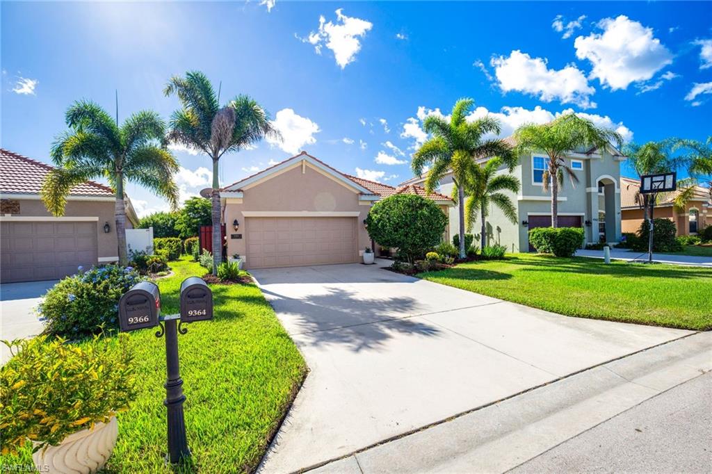 PROMENADE WEST - Residential