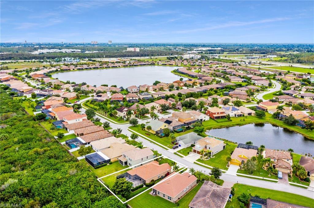 PROMENADE WEST - Residential