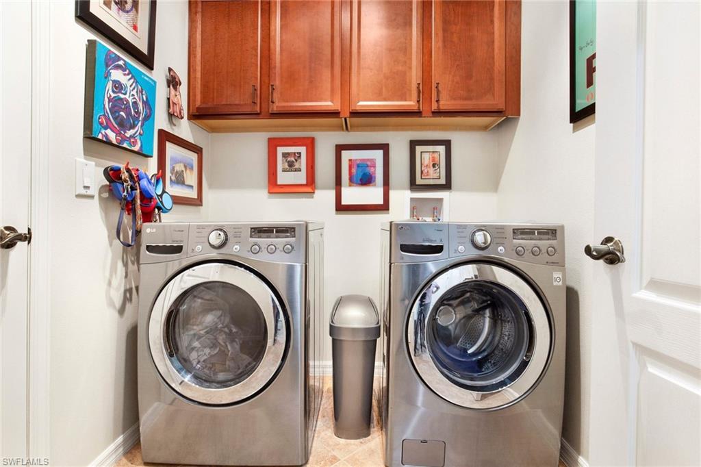 PROMENADE WEST - Residential