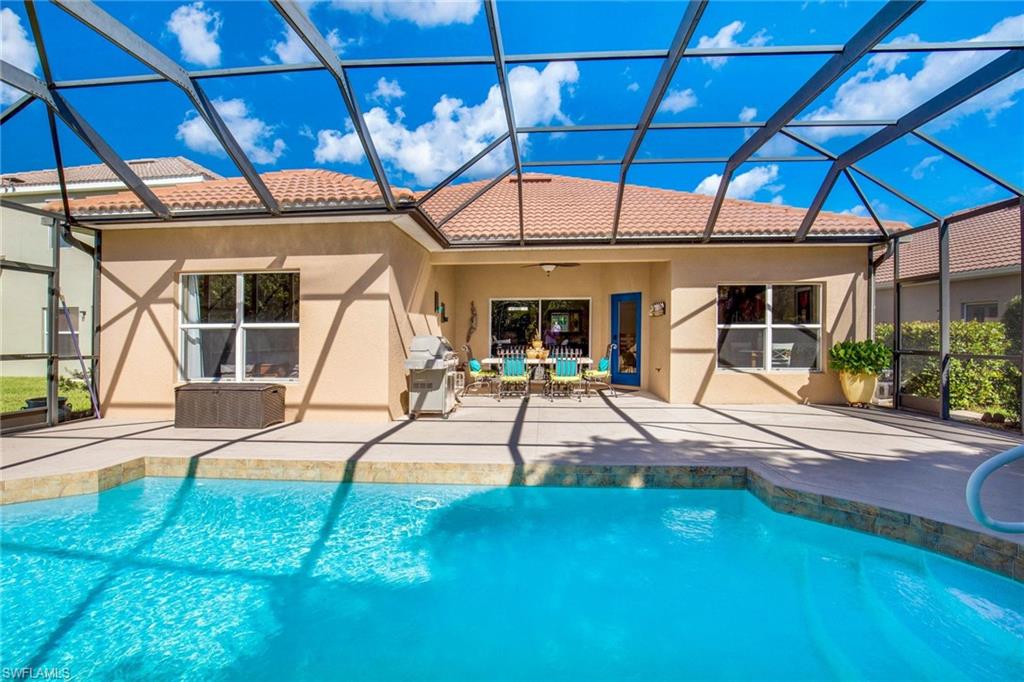 PROMENADE WEST - Residential