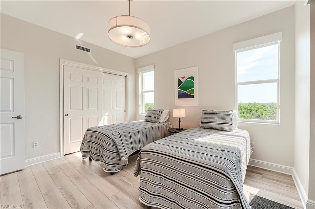 ESTERO BAYSIDE - Residential