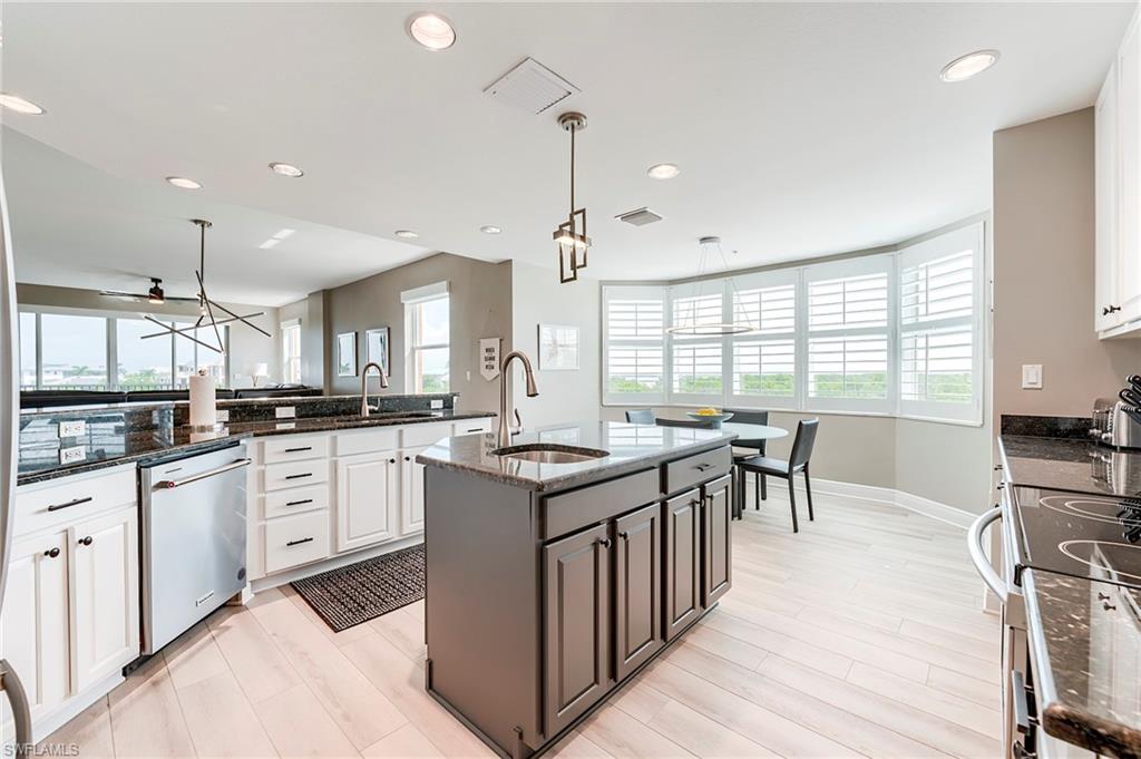 ESTERO BAYSIDE - Residential