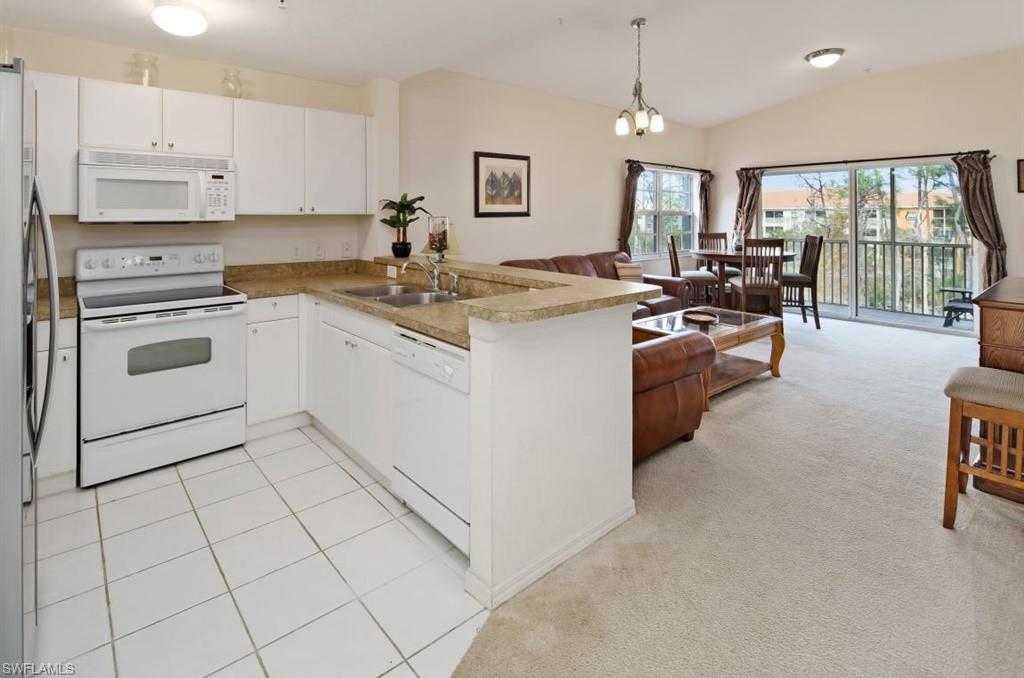 BOTANICAL PLACE - Residential Lease