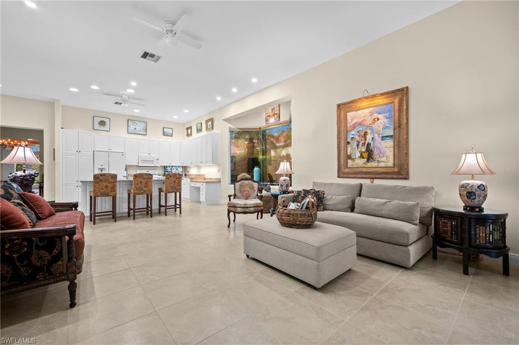 973 Tierra Lago WAY