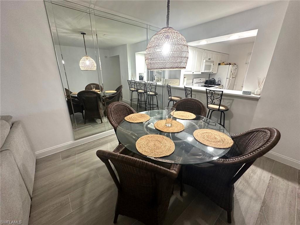 FOXMOOR - Residential Lease