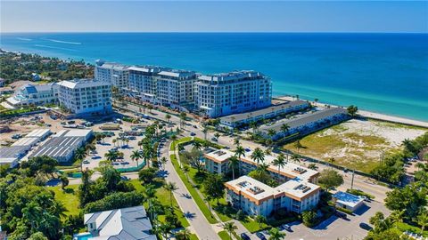 Photo of 1100 Gulf Shore BLVD N #108, NAPLES, FL 34103 (MLS # 225083169)