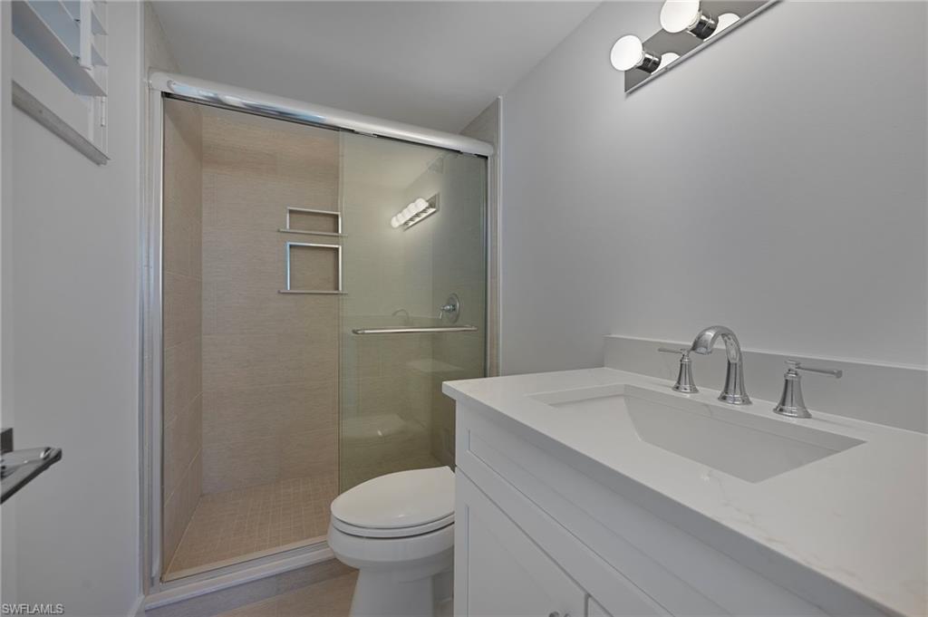 ELEVEN HUNDRED CLUB - Residential