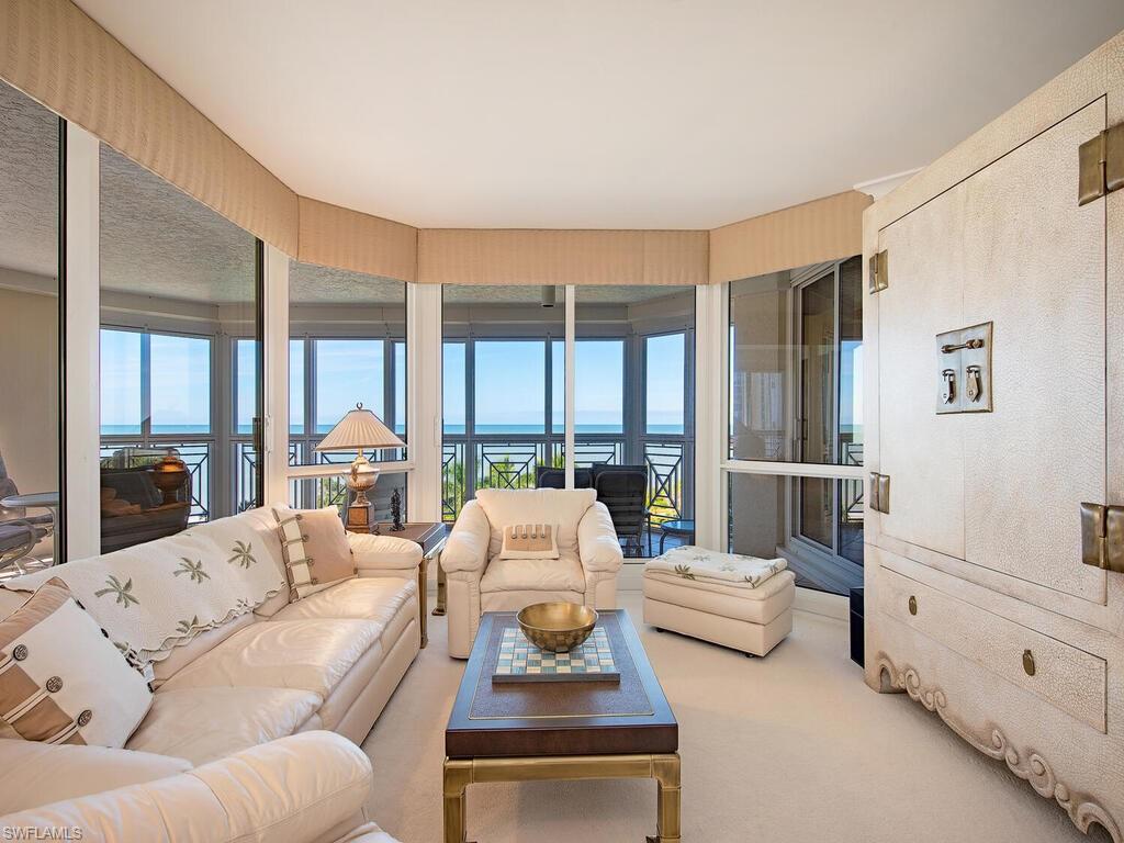 BRITTANY - Residential