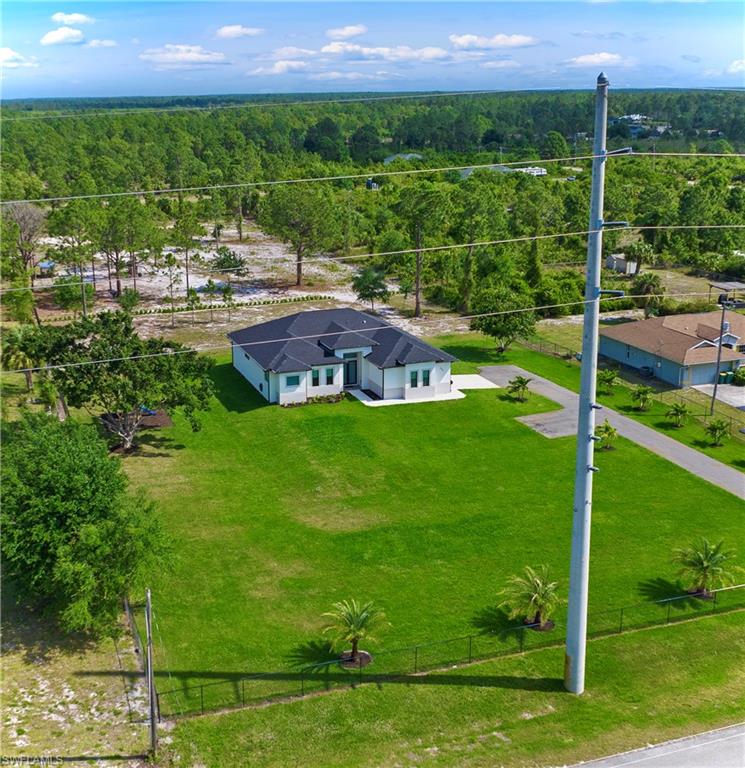 GOLDEN GATE ESTATES - Residential