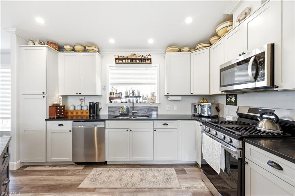 COTTAGE POINT UNREC - Residential