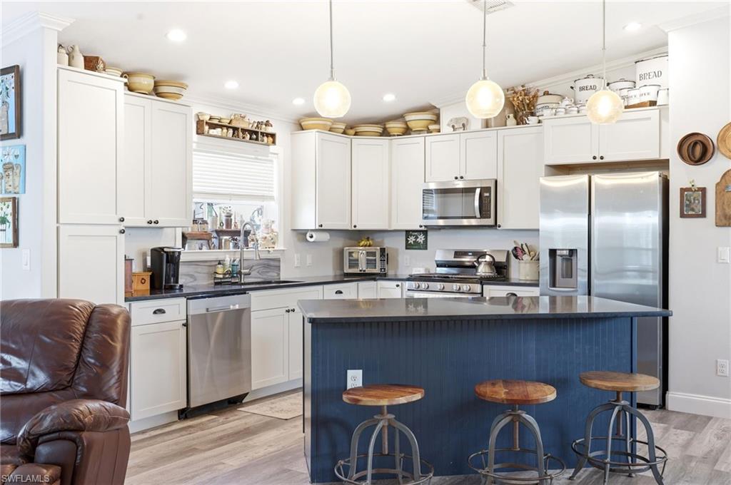 COTTAGE POINT UNREC - Residential