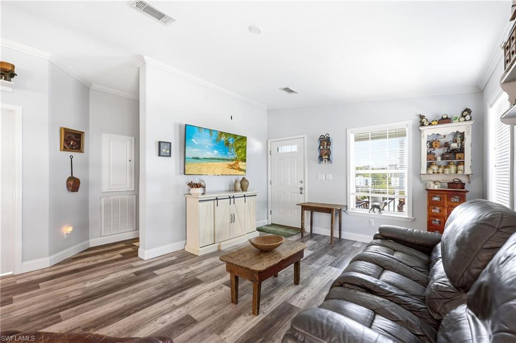 COTTAGE POINT UNREC - Residential