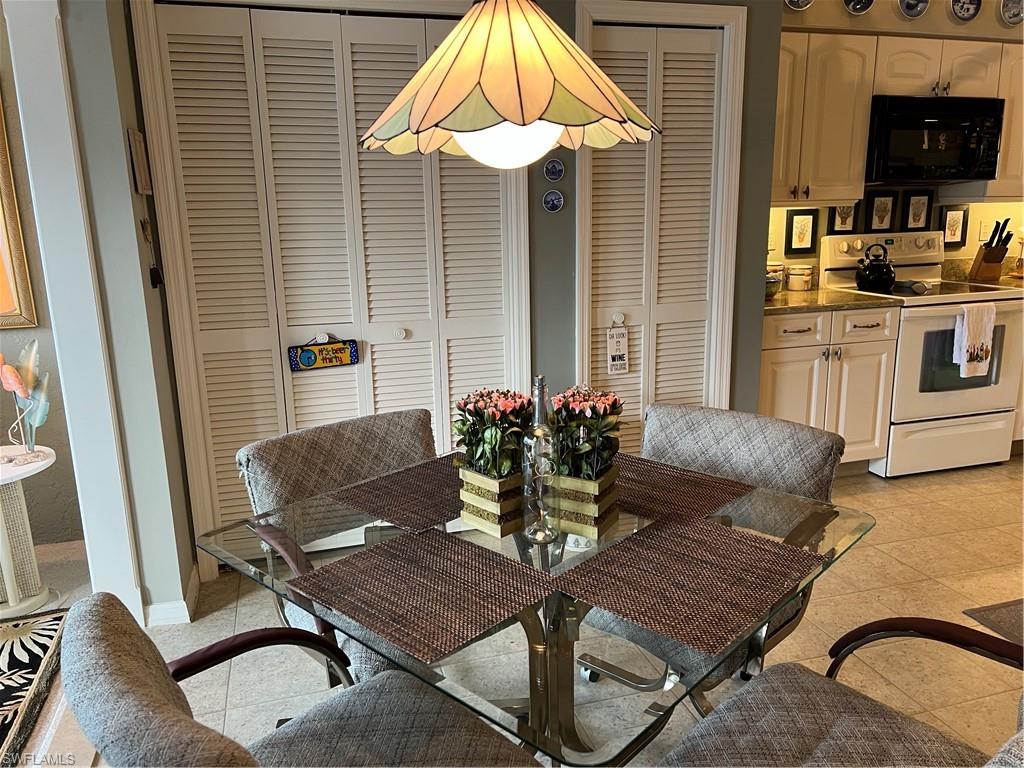 COUNTRYSIDE VERANDAS - Residential