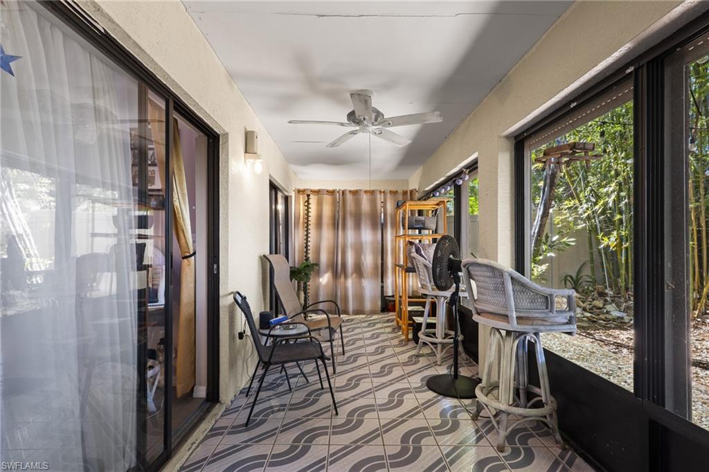 FOXMOOR LAKES - Residential