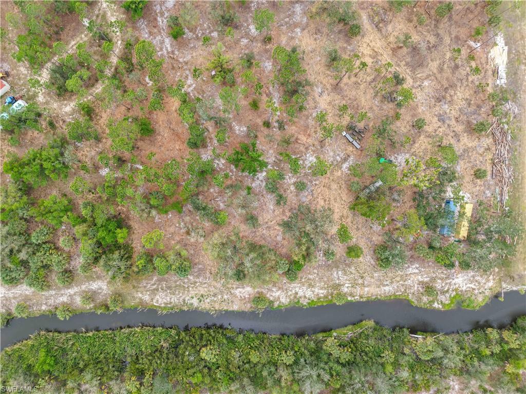 PIRATE HARBOR - Land