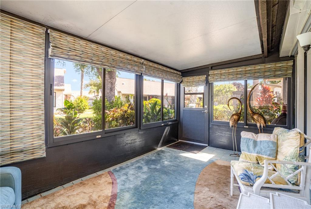 SEVEN LAKES - Residential