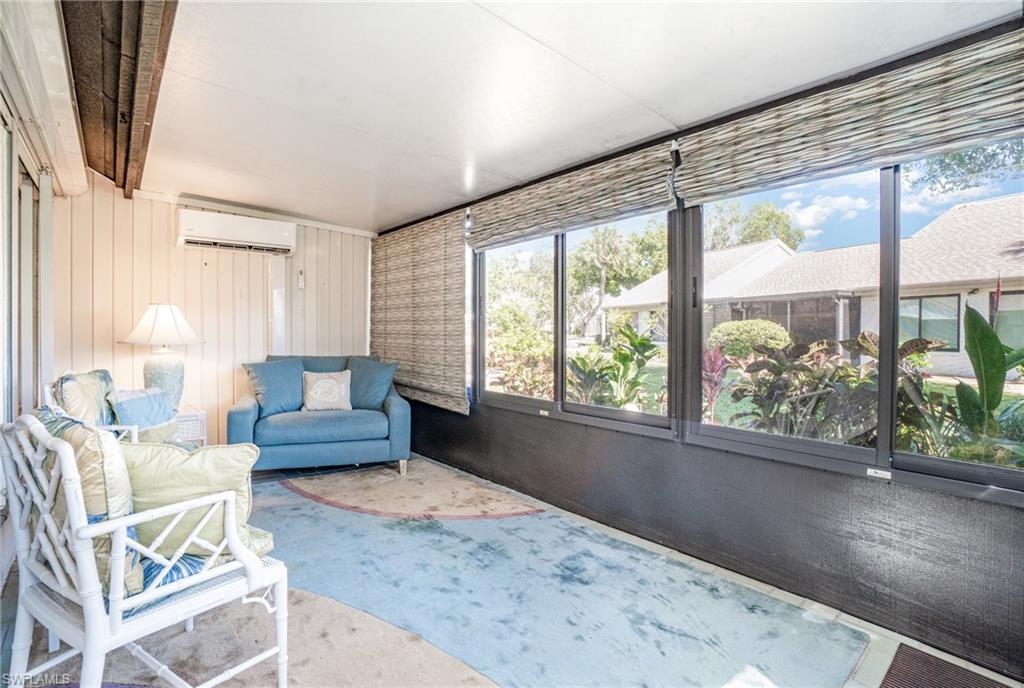 SEVEN LAKES - Residential