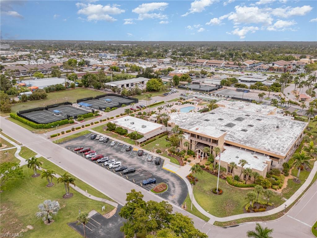 SEVEN LAKES - Residential