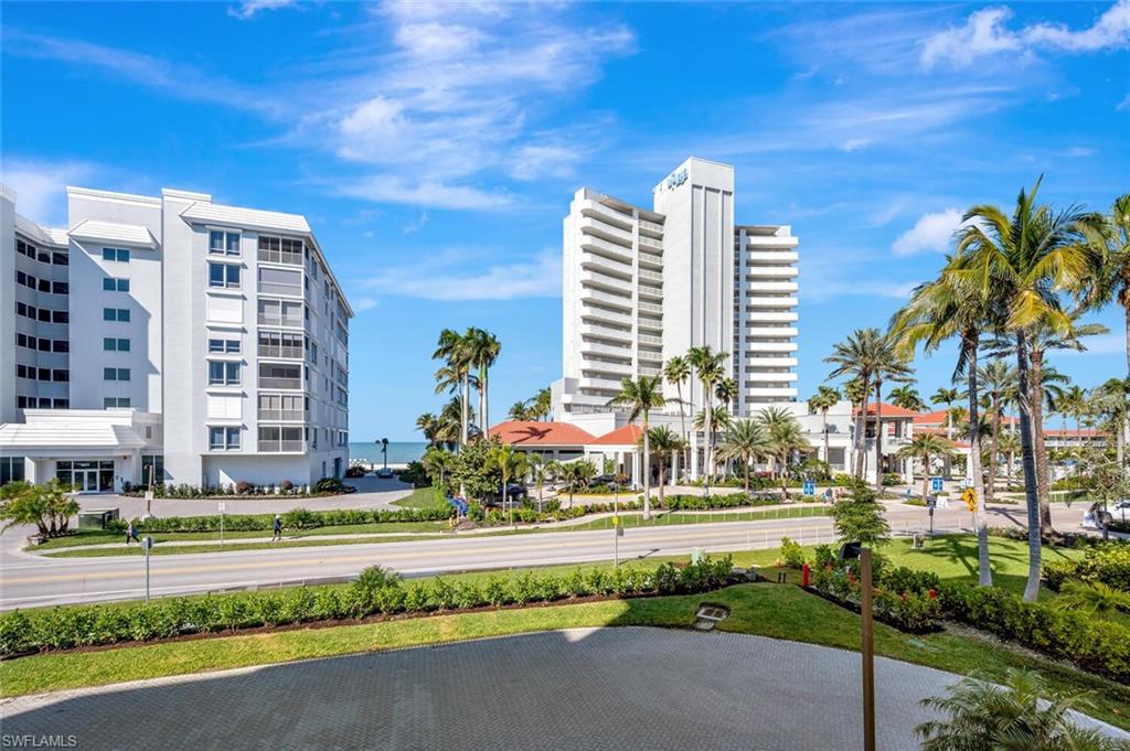 LE DAUPHIN - Residential