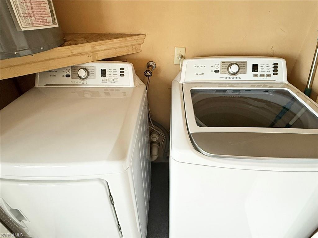 BOCA CIEGA MANOR - Residential