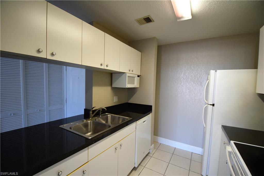 RENAISSANCE VILLAGE - Residential