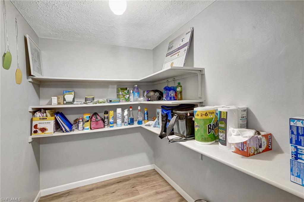 WIND SONG CONDO - Residential