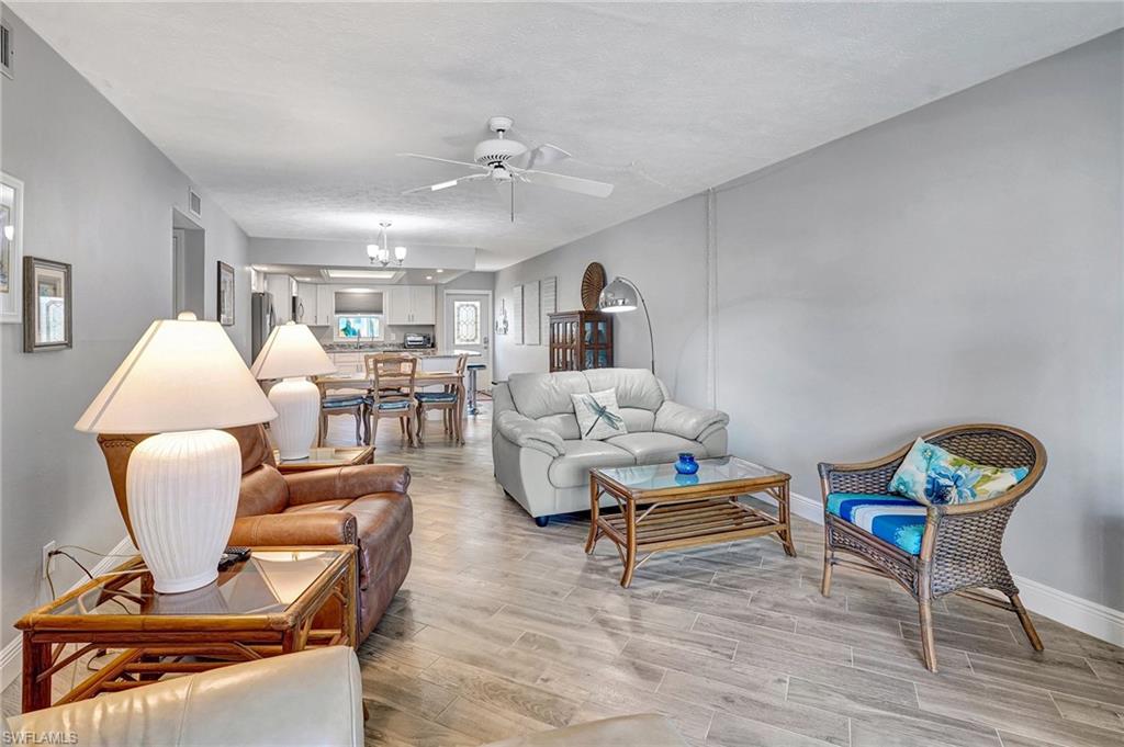 WIND SONG CONDO - Residential