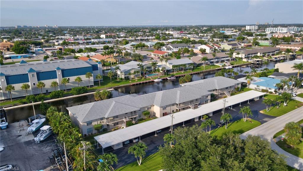 WIND SONG CONDO - Residential