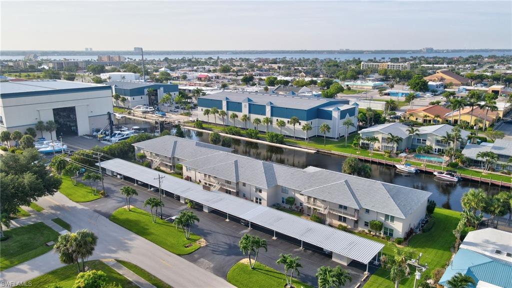 WIND SONG CONDO - Residential