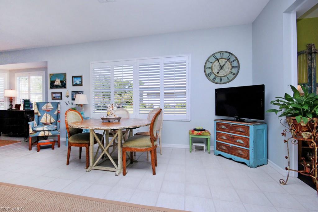 WATER'S EDGE - Residential