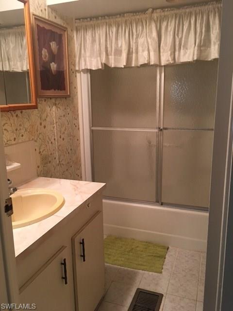 FLAMINGO BAY - Residential