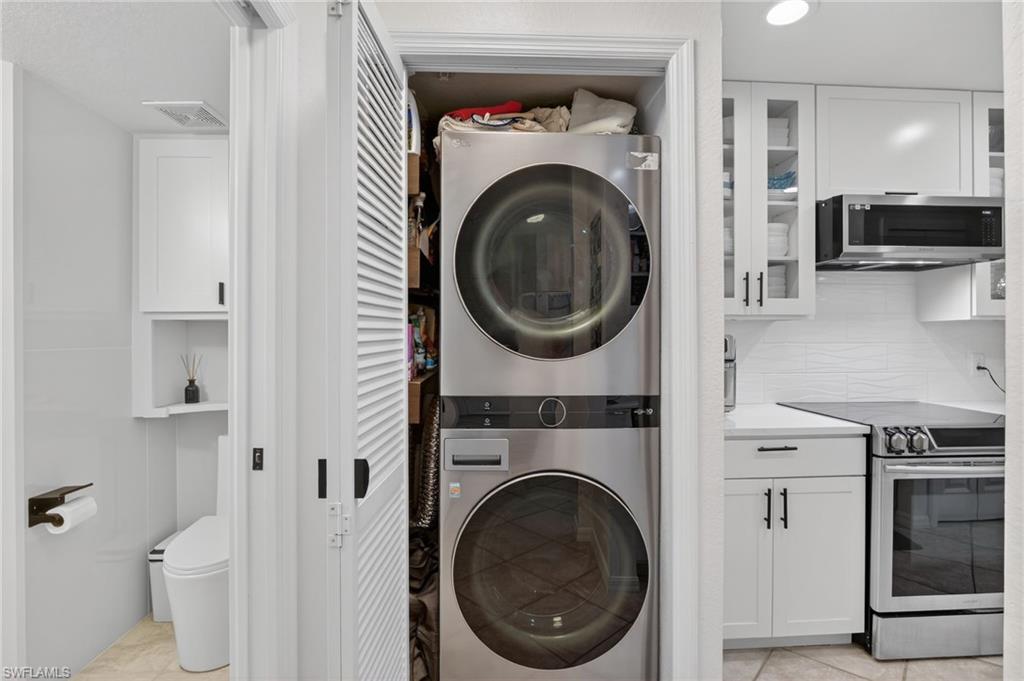 VILLAGE OF STONEYBROOK - Residential