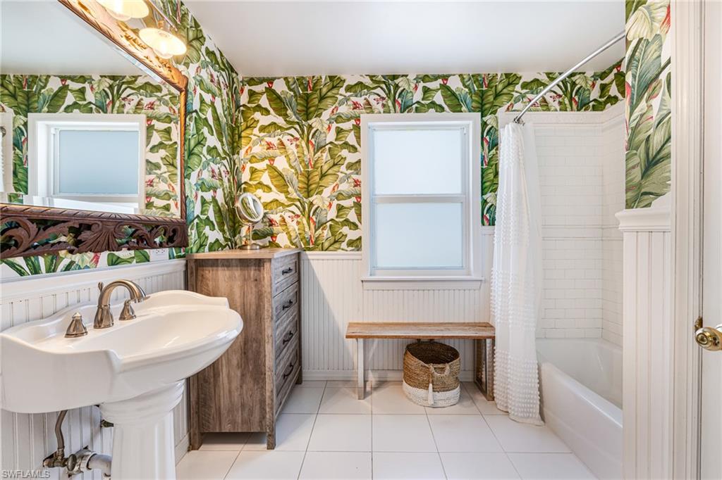 ESTERO RIVER HEIGHTS - Residential