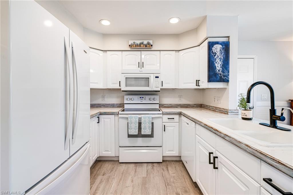 ESTERO RIVER HEIGHTS - Residential