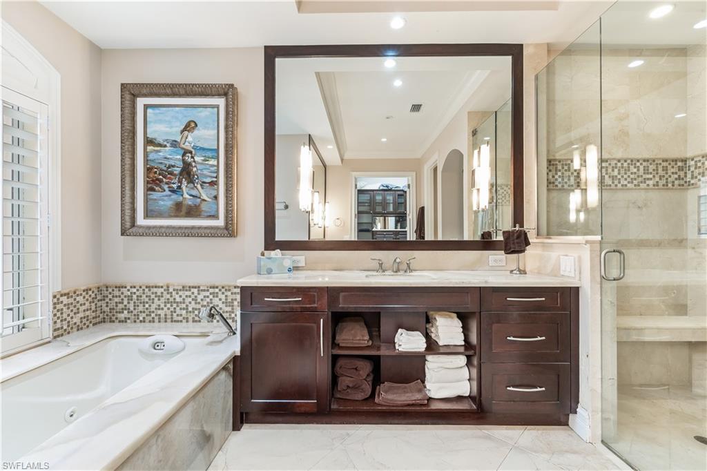 POINTE AT PELICAN BAY - Residential