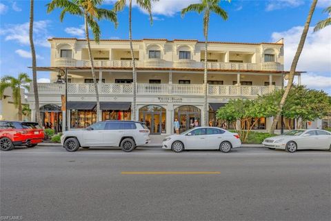 A home in NAPLES