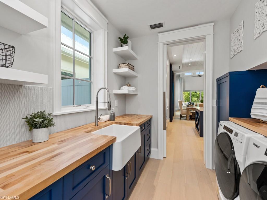 MANGROVE BAY - Residential