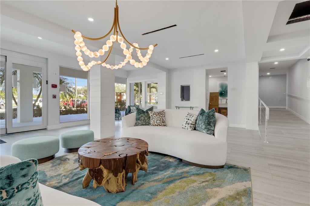 VANDERBILT TOWERS - Residential Lease