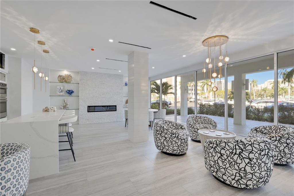 VANDERBILT TOWERS - Residential Lease