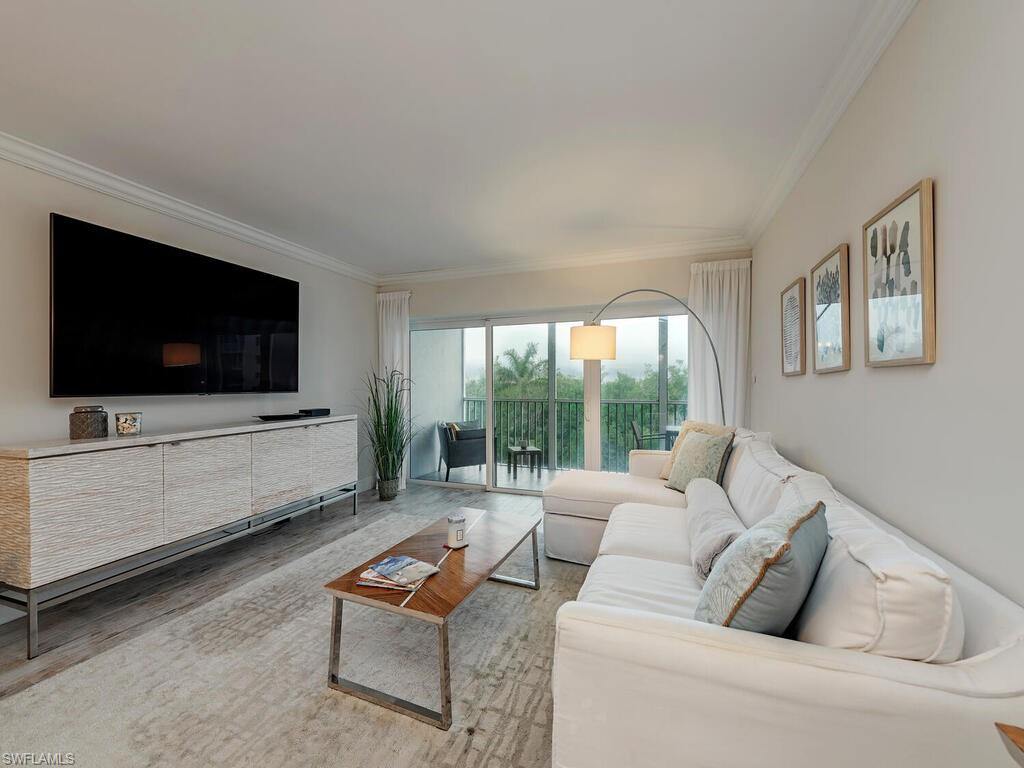 VANDERBILT TOWERS - Residential Lease