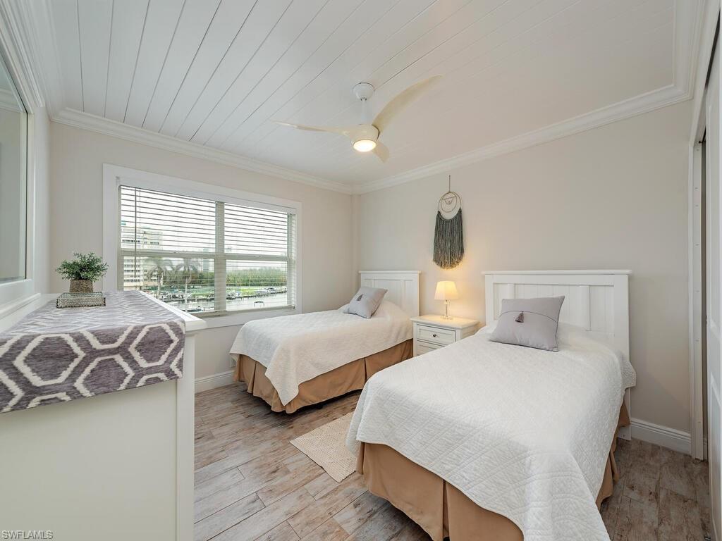 VANDERBILT TOWERS - Residential Lease