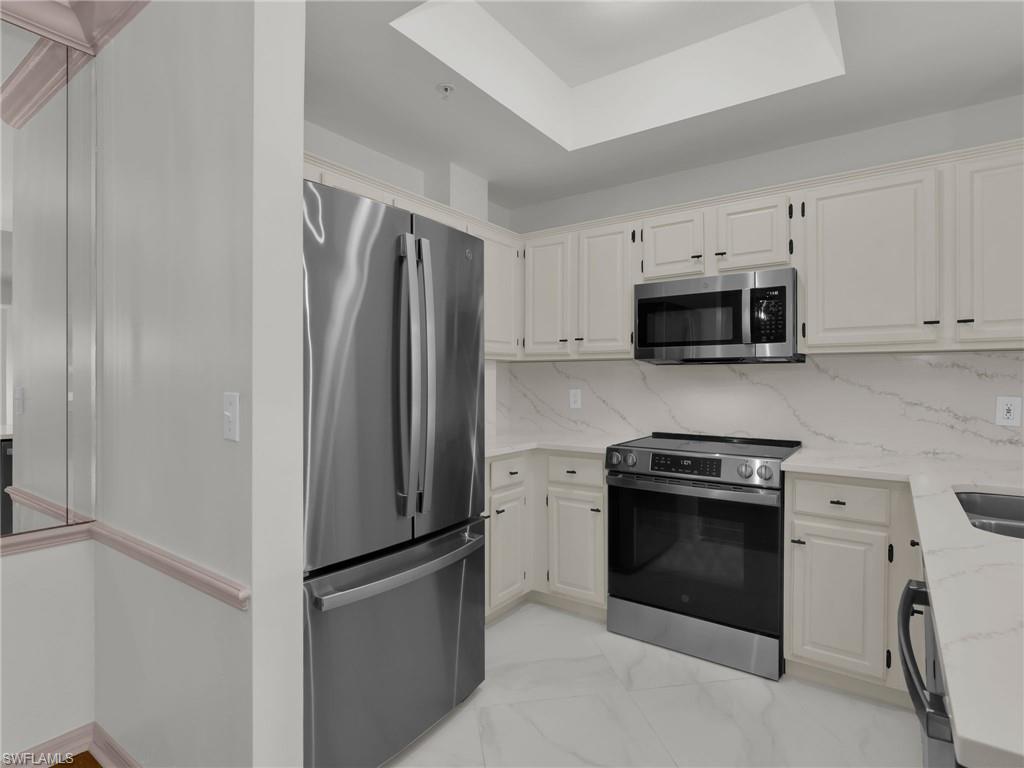 ARBOR TRACE - Residential