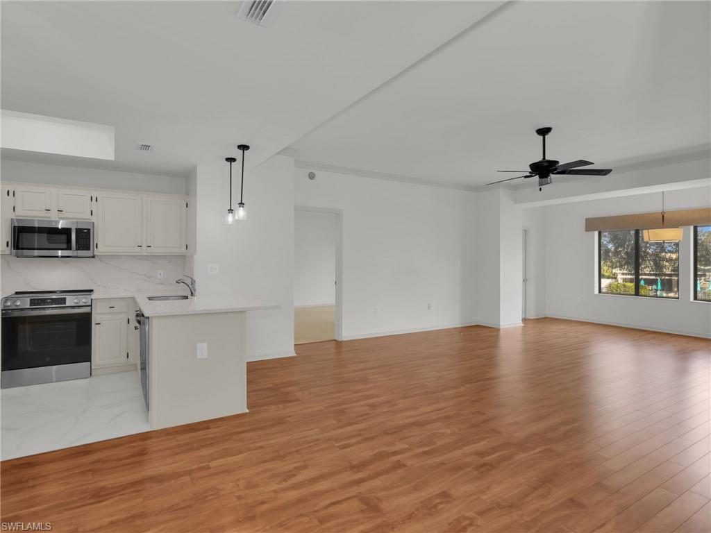 ARBOR TRACE - Residential