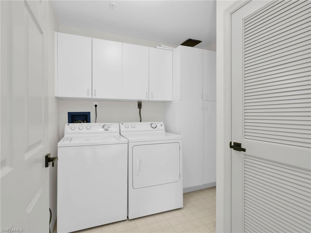 ARBOR TRACE - Residential