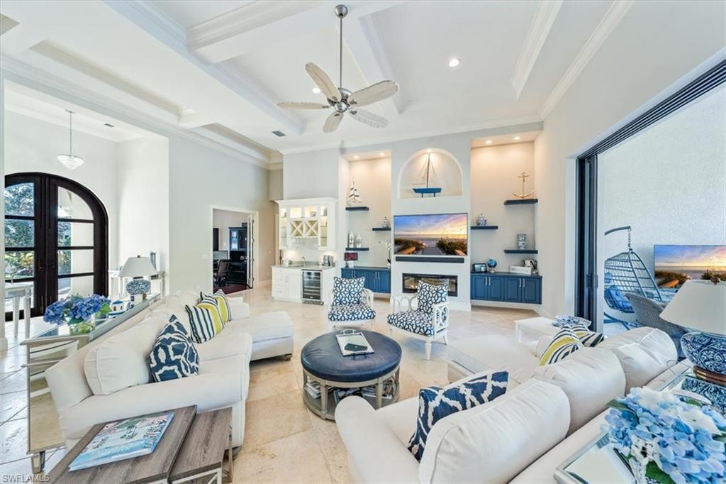 QUAIL WEST - Residential