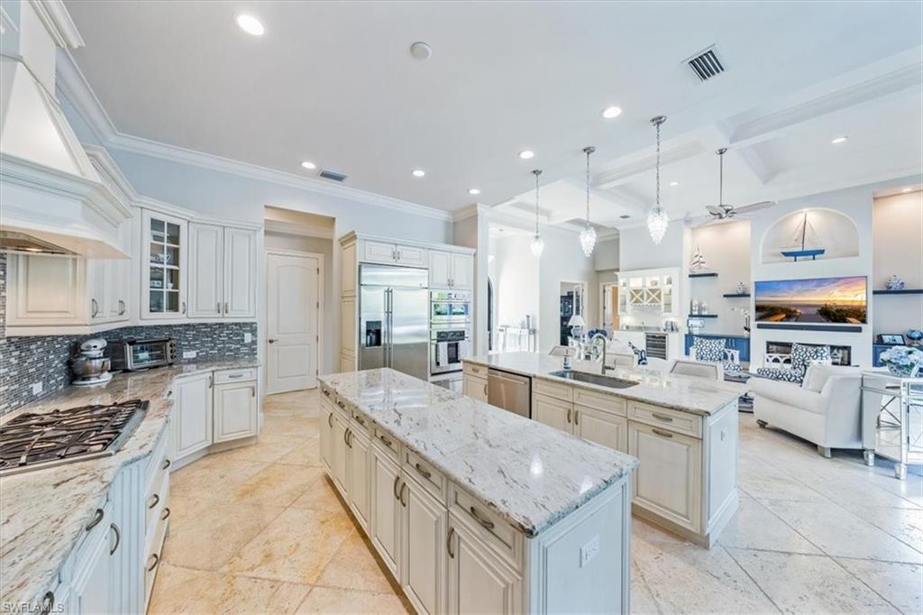 QUAIL WEST - Residential