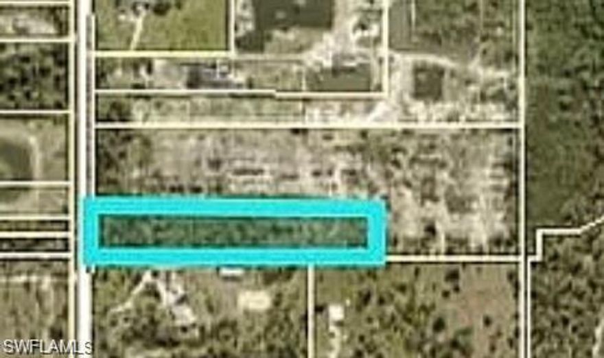 Discover this incredible 3-acre lot, perfect for building your dream farm home in a serene and natural setting. This property is equipped with essential utilities, including city water and electricity, ready for your plans.

Conveniently located near I-75, the airport, and downtown Fort Myers, this land offers the perfect blend of tranquility and accessibility. Don’t miss out on this unique opportunity! Contact us today to schedule a visit.