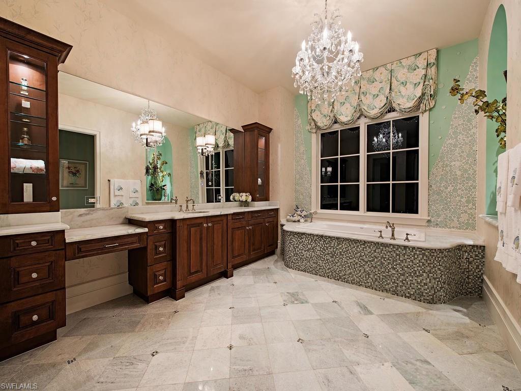 OLDE NAPLES - Residential