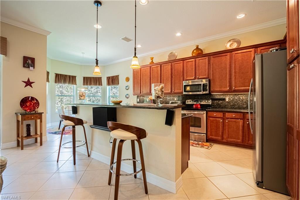 BOTANICA LAKES - Residential